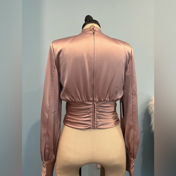 Aritzia babaton Rosalia shirt size XS never worn! Tags still on - Picture 2 of 4